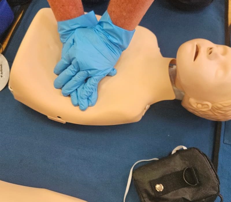 jpg (1) First Aid Training in Norfolk with a NHS Paramedic instructor CPR Class